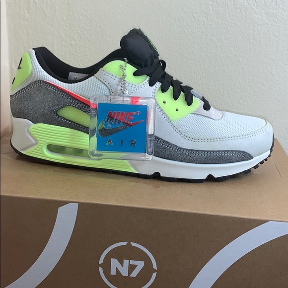 air max 90 n7 on feet